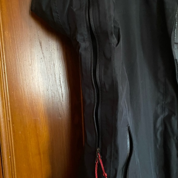 North Face Summit Series Ski Jacket - Picture 7 of 7